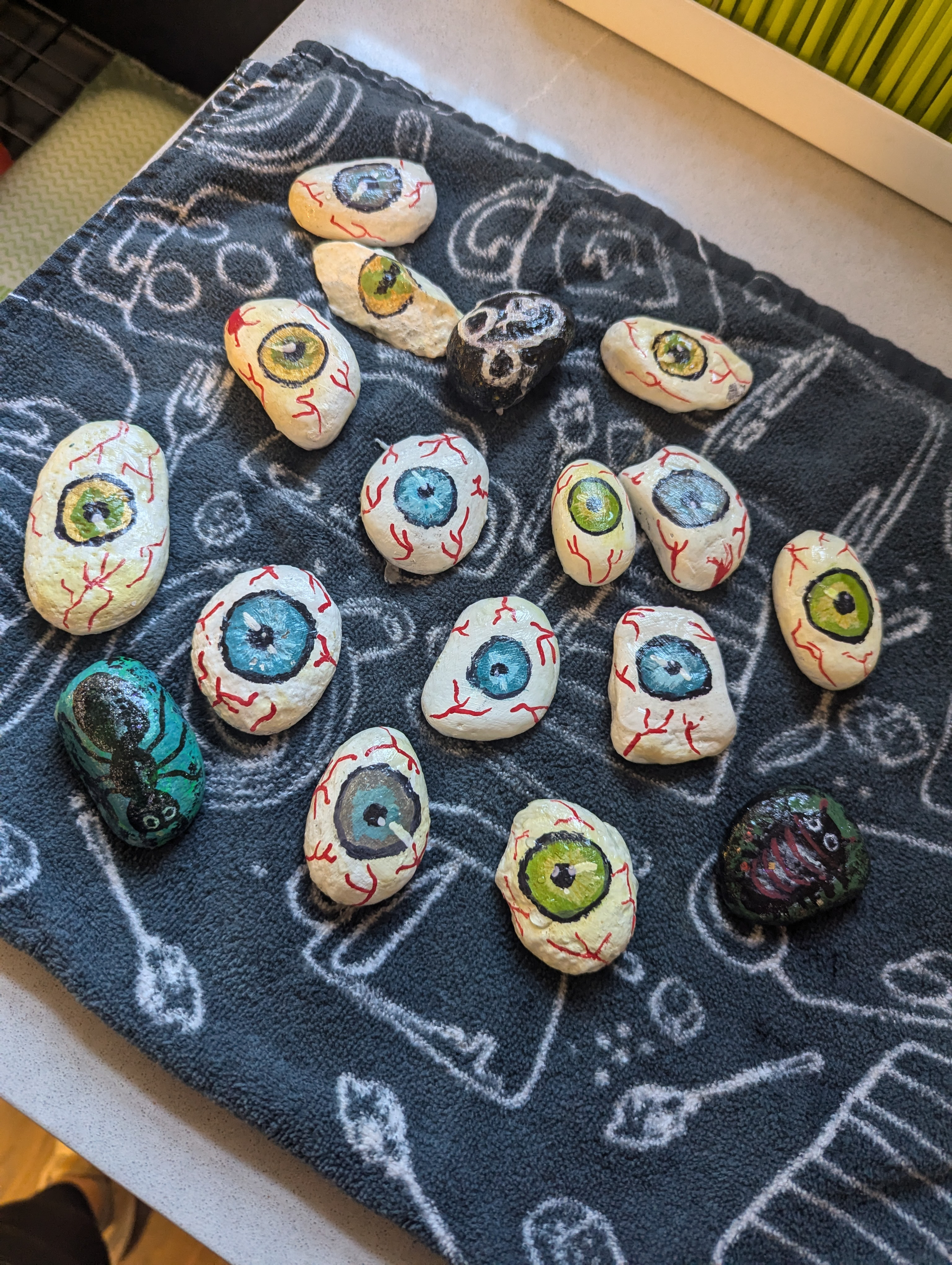 Hand Painted Eyeball Rocks